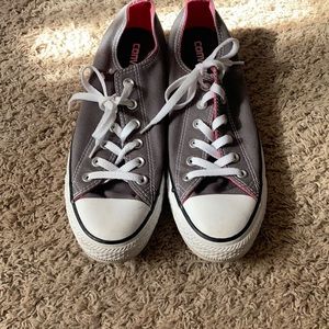 Converse shoes size 10